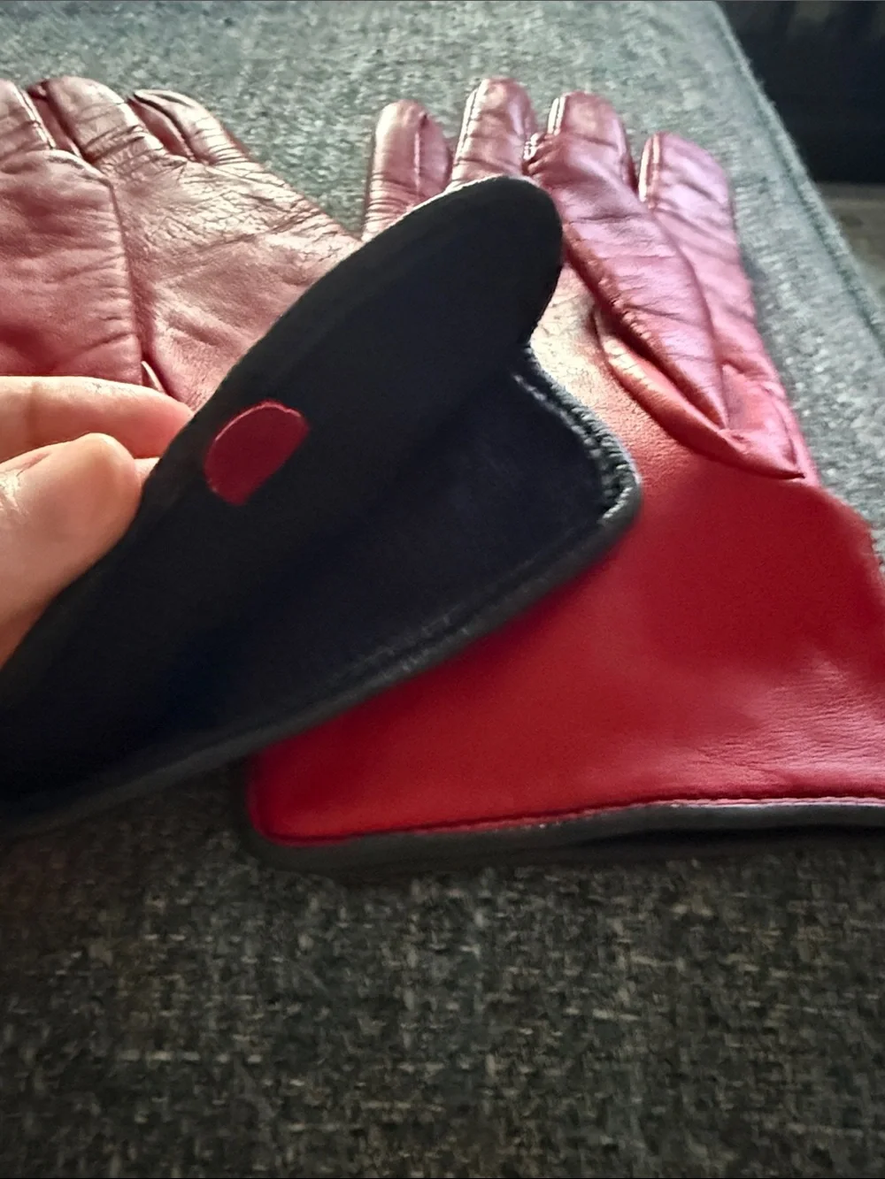 EUC Preston & York Red Leather Gloves with Black Cuffs XL